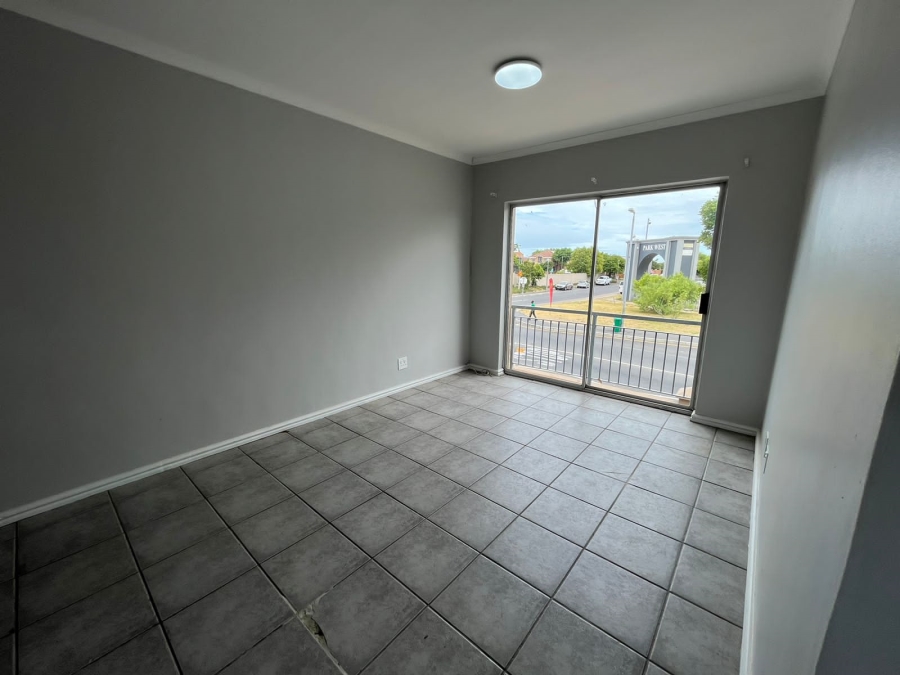 2 Bedroom Property for Sale in Parklands Western Cape